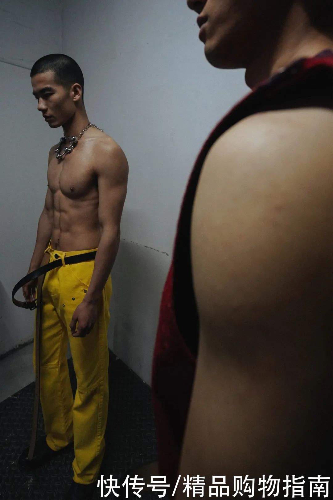 顶流们的阳谋,联手把国潮穿出圈