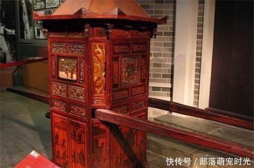 古代|古代花轿内部是啥样豪华程度丝毫不输百万豪车,和电影完全不同