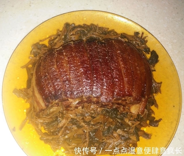 梅菜扣肉,香而不腻,解馋下饭