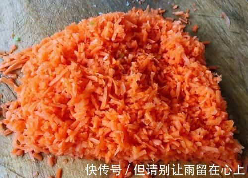 玉米淀粉|酥炸萝卜丸子,外酥里嫩,无肉比肉香,凉了也好吃