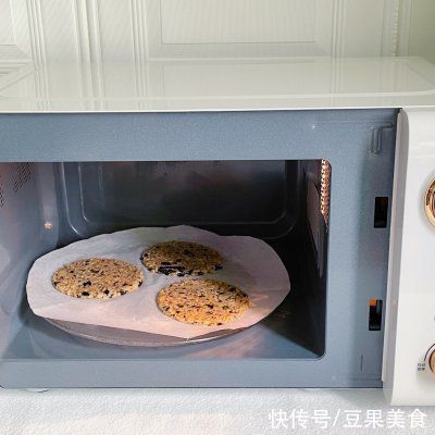 非油炸??米饭巧做海苔锅巴??嘎嘣脆巨好吃