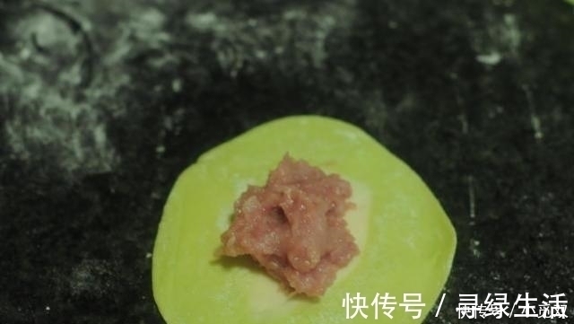 夏天, 别再做韭菜馅了, 5毛钱一斤的它, 利尿排毒, 最适合包饺子