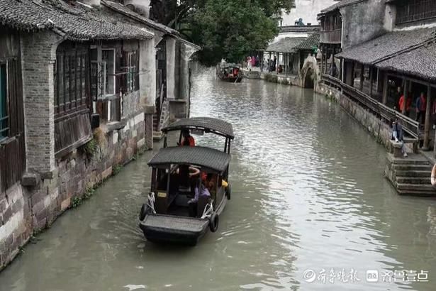 古镇|古镇小船，摇出乡愁