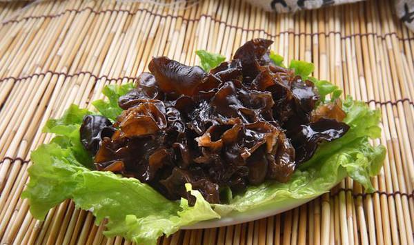 菠菜性甘凉|肺部有结节，能吃菠菜？医生：若想肺部功能稳定，常吃3种食物