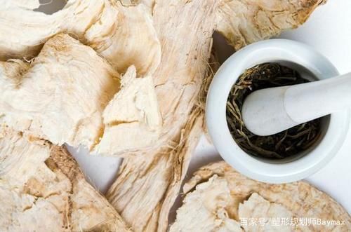 65岁大娘坚持早睡,从不失眠,专家坦言:常吃“一素”,你也可以