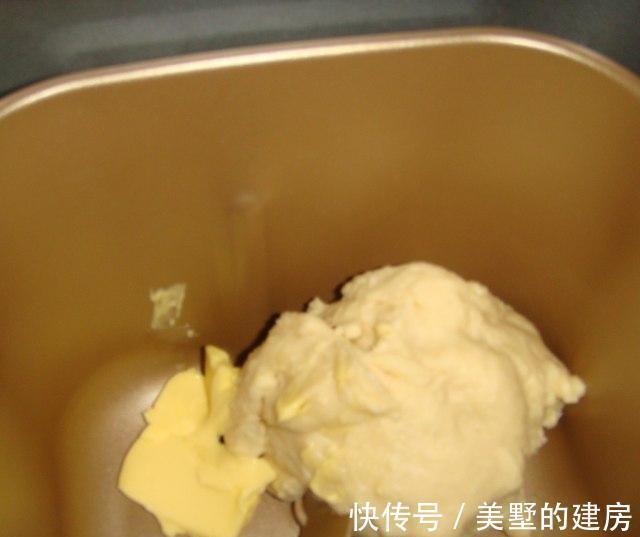 接头处|牛奶排包的详细做法，香软好吃，营养丰富，味道棒极了