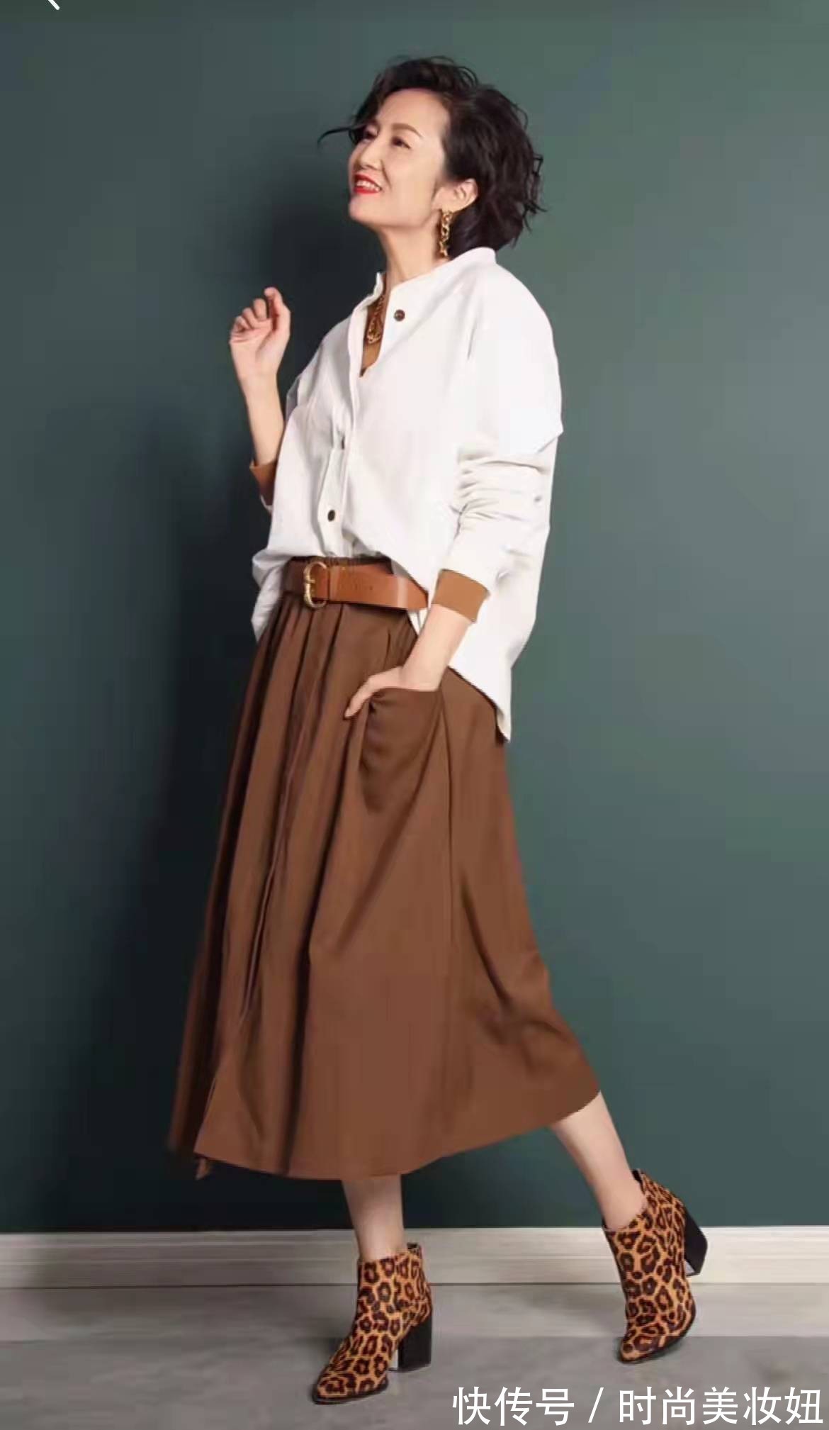 下半身|女人无论多大年纪,穿衣配色一定要高级,气质优雅到骨子里
