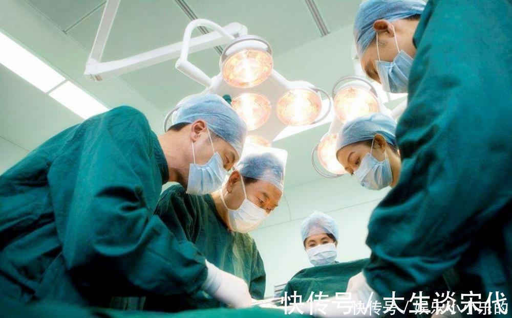 宝宝|为何剖腹产取出宝宝时间规定在15分钟？不为时辰，而是有科学道理