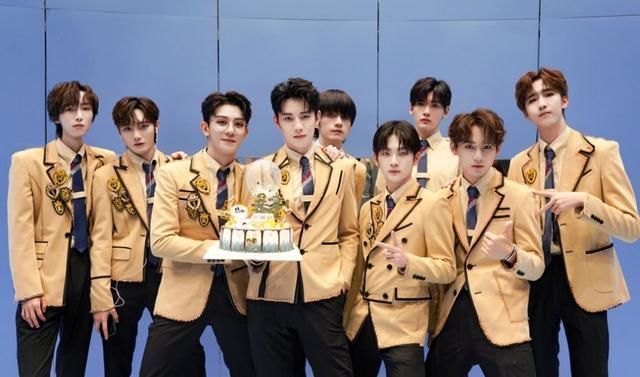 導(dǎo)師團|選秀熱度居高不下,《創(chuàng)4》新賽制雙團出道,不料成網(wǎng)紅根據(jù)地?