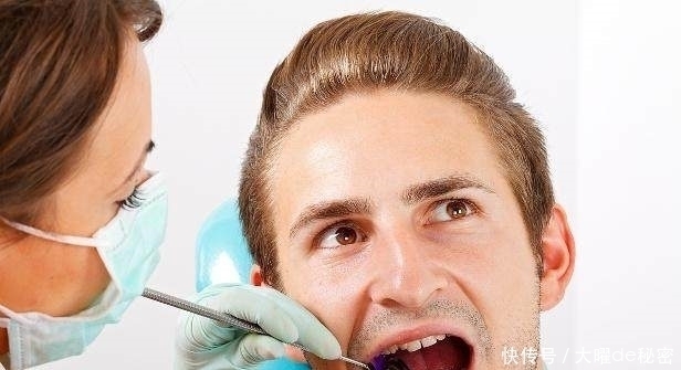 一去不复返|口臭的“天敌”找到了,喝水时撒点它,口臭可能会“一去不复返”