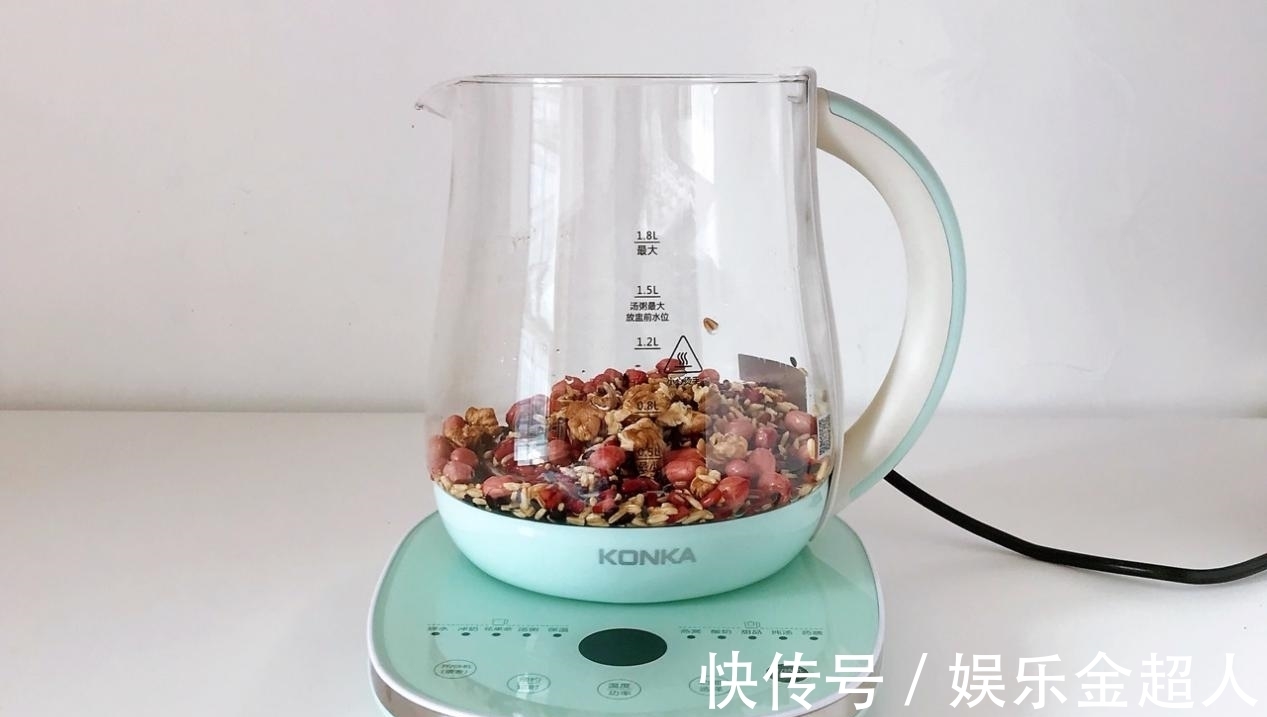 味道|秋天多喝红豆燕麦米粥，营养丰富味道好，大人孩子都爱喝