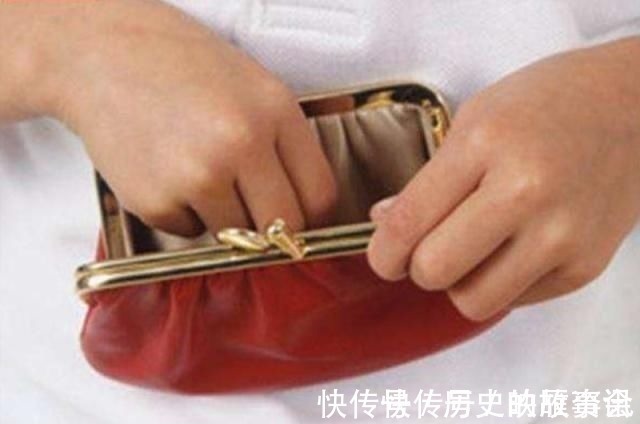 小明|同样是拿走妈妈的100块钱,两个妈妈的做法,让孩子人生截然不同