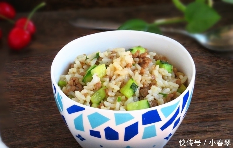 猪肉馅|一人在家时,我常做这饭,饭菜一锅出,简单易做还营养丰富,省事