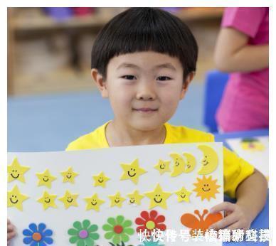 写作业|孩子若有这“4个特征”,将来有可能成学霸,就算贪玩也没关系