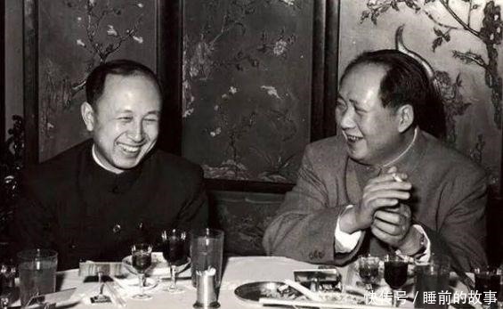钱学森|国宴上的钱学森有些尴尬,主席亲自拉他到身边,今天你就坐这里