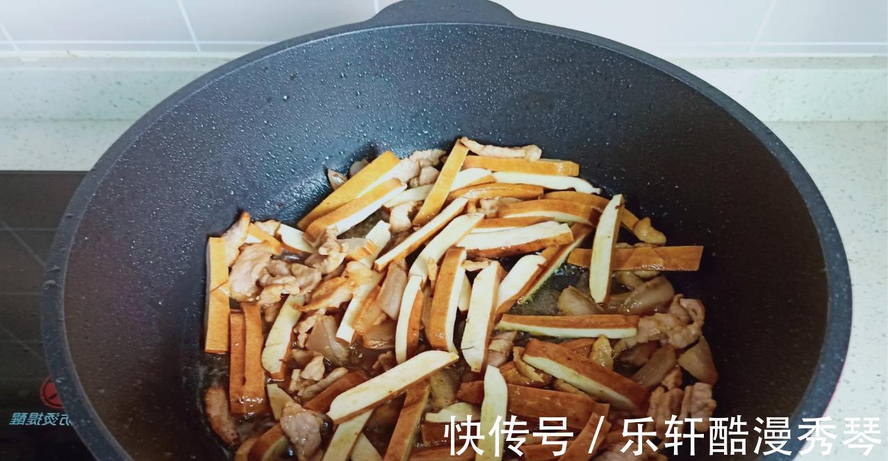 豆制品|孩子胃口差推荐这道菜,钙含量极高,好吃不油腻,孩子特爱吃