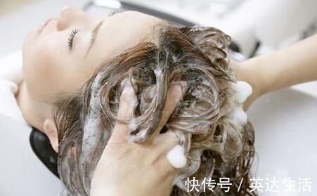 干性|女性、男性的头发多长时间洗一次才最健康？