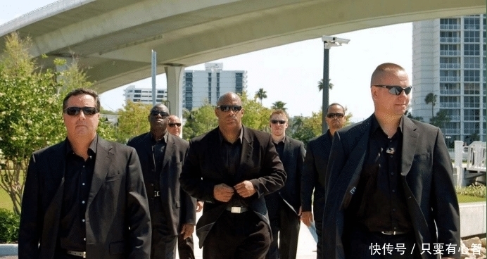 中国|“中国第一镖王”有多厉害?用筷子打透3公分钢板,时薪28万