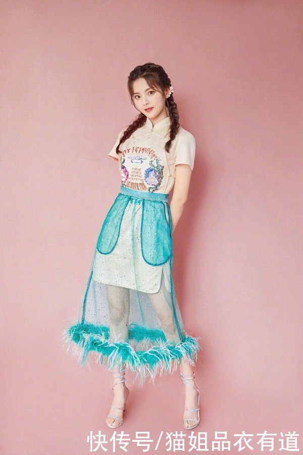 Yamy的高级脸太有优势，穿改良旗袍cos春丽，好有东方韵味