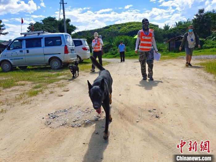 守边人|探访瑞丽边境线上守边“大家庭”：平凡英雄们的一天