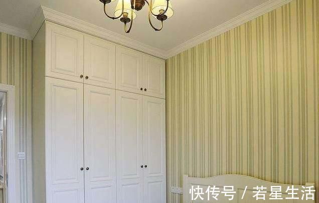 木工|有钱人家里这样装衣柜,老木工都忍不住夸聪明,入住就知好处多