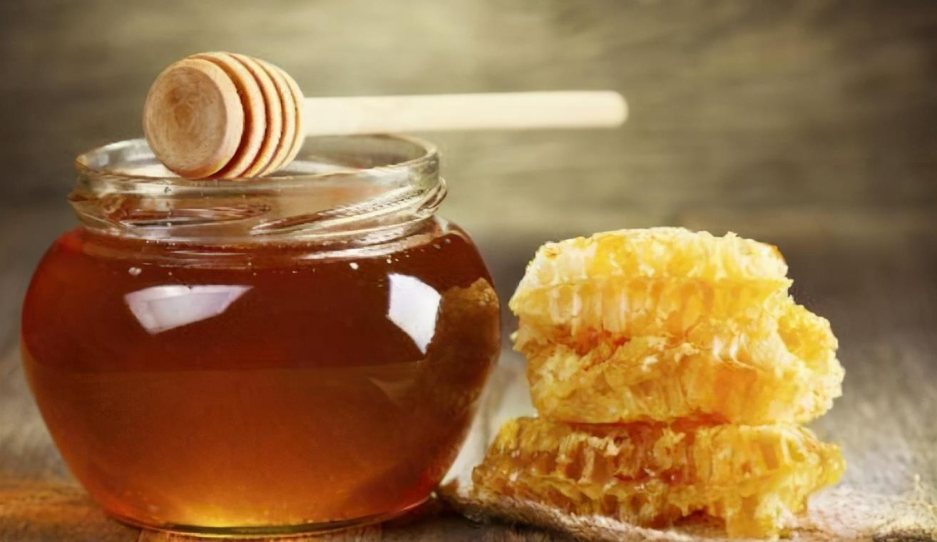 蓝莓|人到中年常吃3种食物,祛皱淡斑,补血益气,促进血液循环