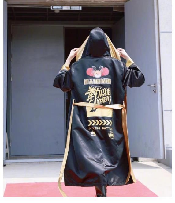 双马尾|《拳力以赴的我们》战袍路透：邓紫棋、利路修霸气，徐璐变了个人