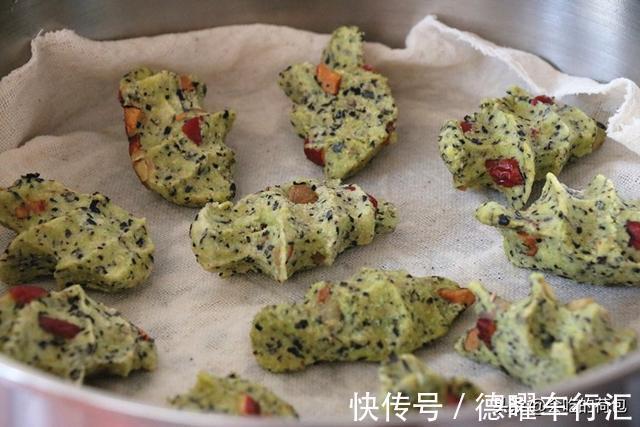 冬天|冬天要常吃黑豆,教你简单做法,做一次够吃半个月,随吃随取