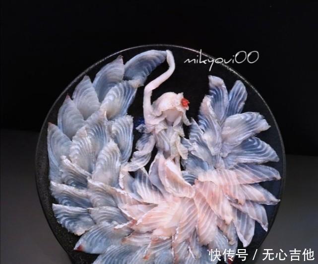 爱丽儿公主@用海鲜也能摆出迪士尼公主我只认出了乐佩和爱丽儿,你们呢!