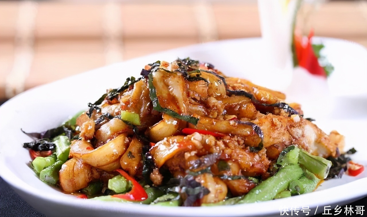 吃了半辈子茄子,还是这个做法最好吃,味道超正宗,饭店都吃不到