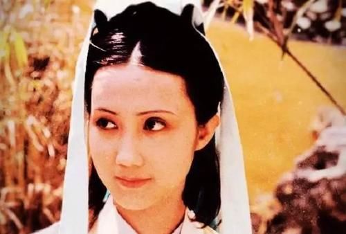  红楼梦|《红楼梦》里的妙玉是皇室的公主