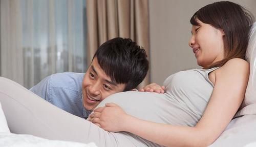 為啥懷孕后孕媽肚型都不同?醫生:跟胎兒性別沒關係,主要看3點