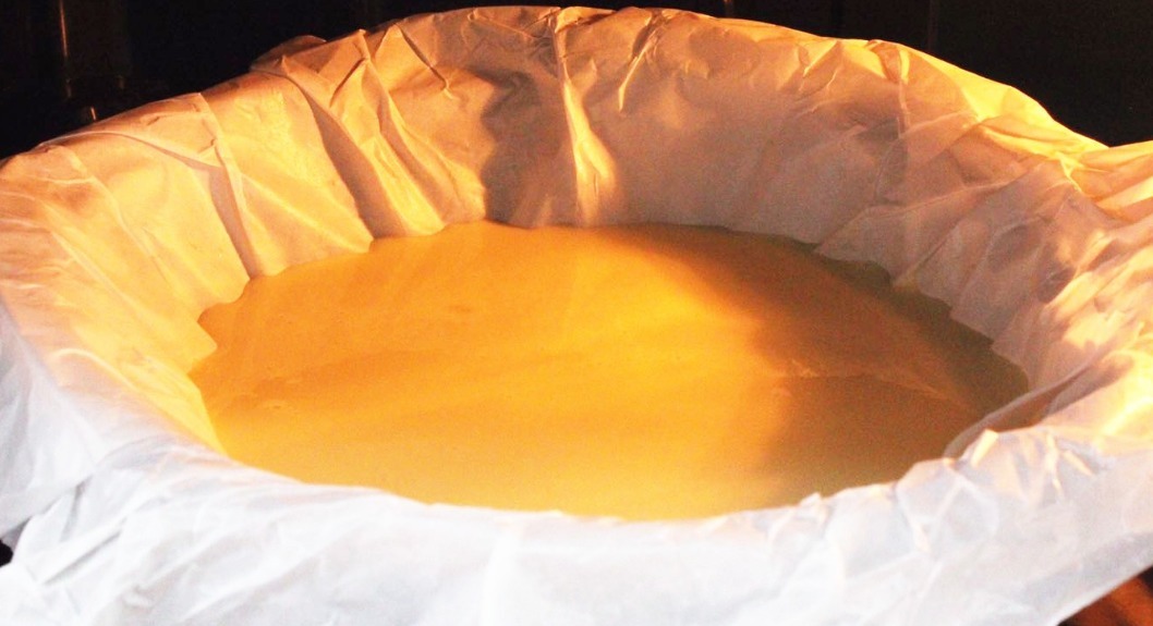 两个鸡蛋,一盒酸奶,教您做低脂轻卡芝士蛋糕,比奶酪还好吃