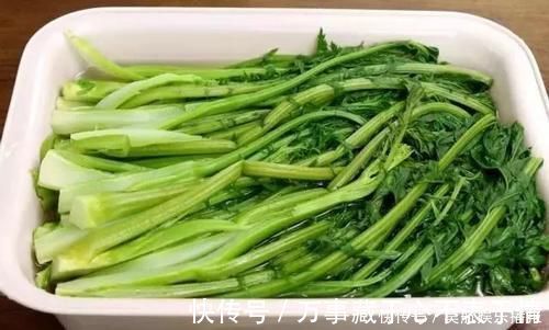 酸菜|腌酸菜不要放盐了,教你新吃法,无任何添加,7天变酸放一年不坏