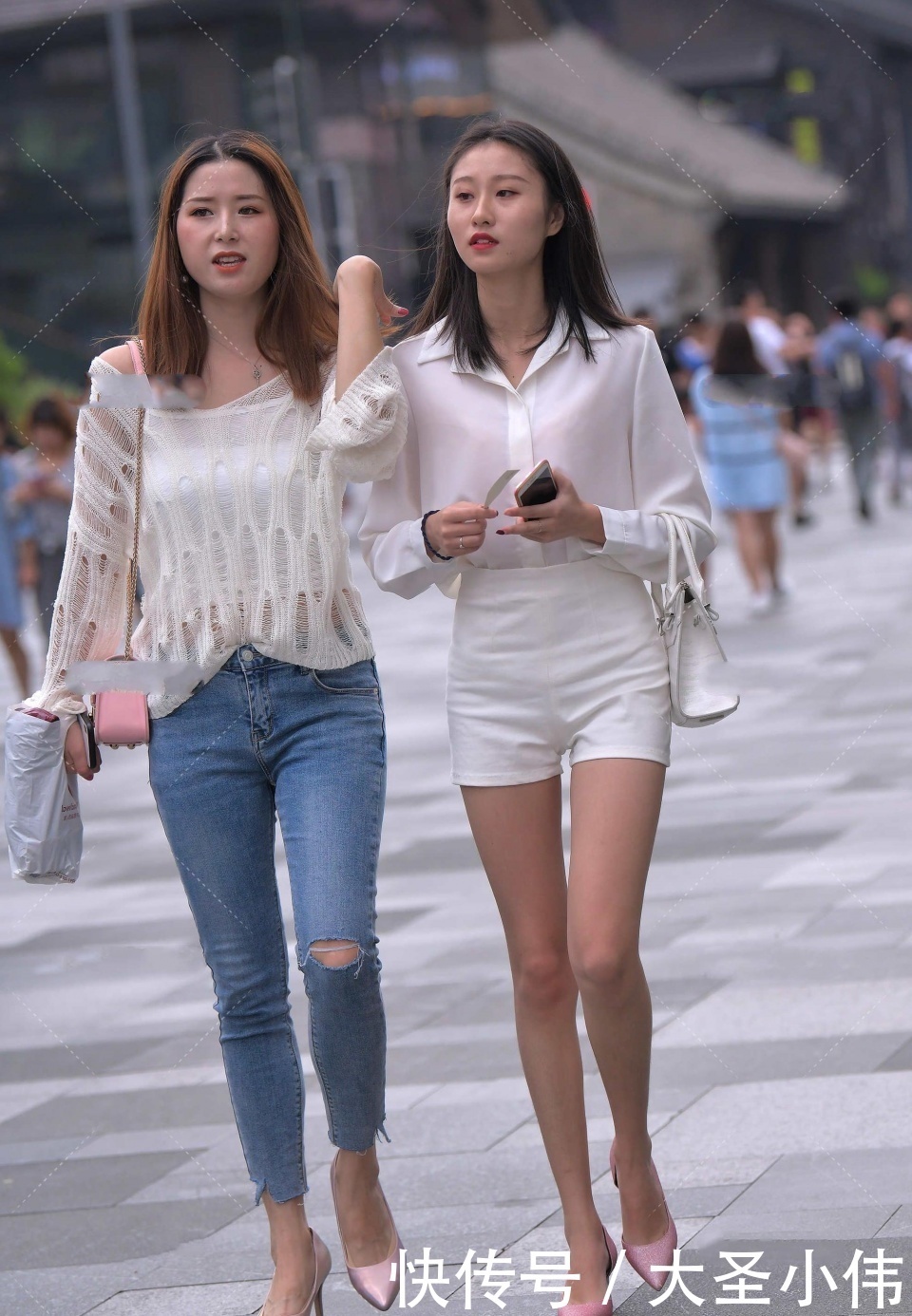 一条线|美女街拍:这就是你们一直追求的骨感美吧,都瘦成一条线了!你们真的喜欢吗