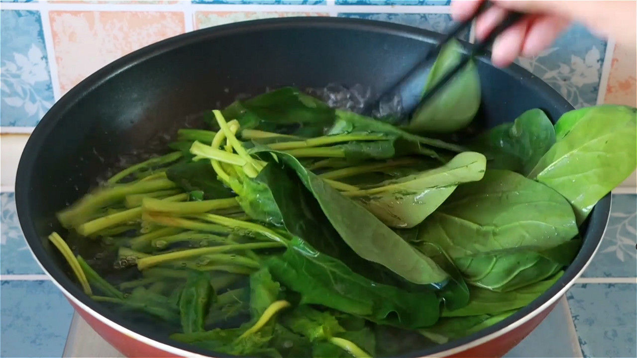 降温了，油条馒头靠边站，早餐就吃它，十分钟做好，营养又省事