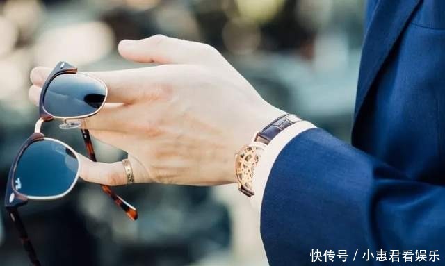  佩戴|男人佩戴手表应该注意些什么呢？