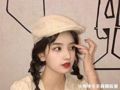 初中女生自以为“很美”的3种行为,但是在男生眼里,简直毫无美感