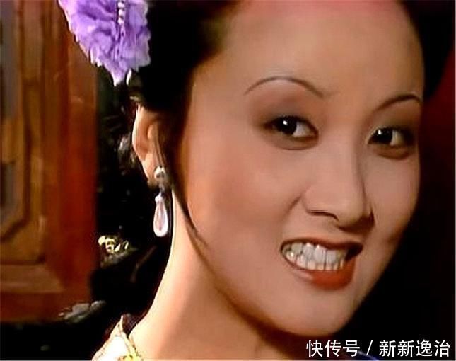 周瑞&红楼梦:难怪刘姥姥只念凤姐的恩,不念王夫人的恩,看凤姐说了啥