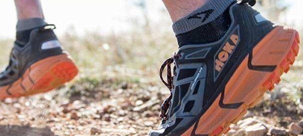 抗折性 大量美国跑迷涌入中国,抢购国产“廉价跑鞋”,直呼:太值了