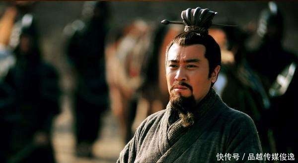 董卓|曹丕称帝后,汉献帝为何宁肯去沉湖,也不愿来投靠刘备?