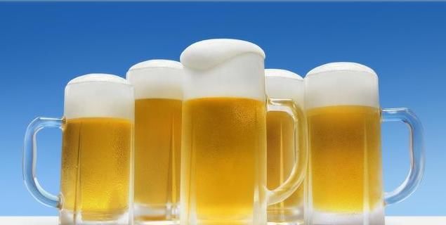  蚯蚓粪|绿萝叶子小、长得稀稀拉拉，用上3种水，叶绿枝壮，一个月长爆盆