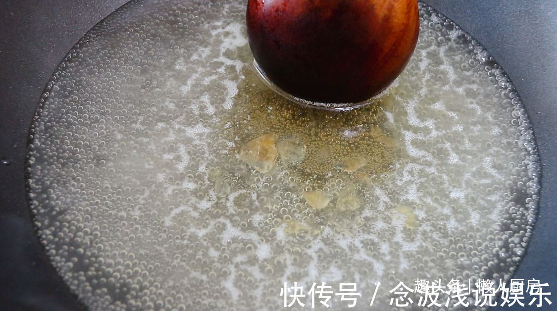 马蹄|这种马蹄糕卖3元多一斤,吃起来软软弹弹,里面脆脆的