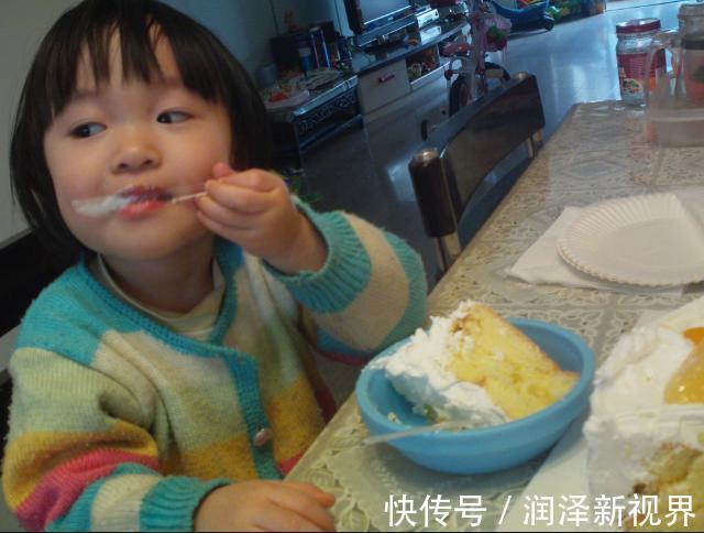 脾胃|劝告3岁前,4种食物不是疼孩子,是害孩子,还有家长给娃吃