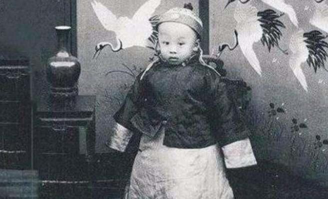 皇帝|为了让皇帝喝上“放心奶”,奶娘必须遵守一规定,毫无人性可言