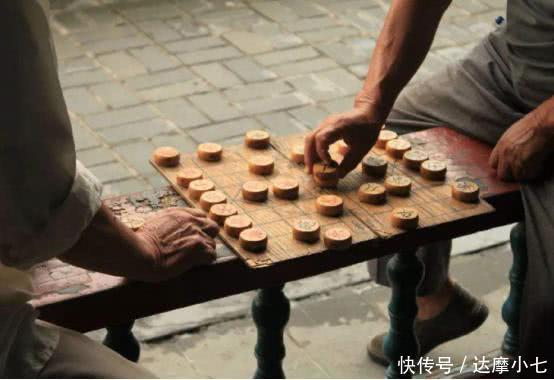 104岁老人暴露长寿秘诀既吸烟又喝酒,他却唯独不“沾”这件事