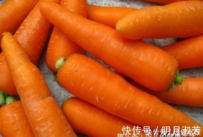 胡萝卜素|每天吃一根胡萝卜，身体不会差，但切忌与一物同食，现在知道不晚