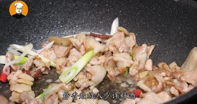 为什么炒肉总是又硬又柴，大厨教你饭店的3种烹饪技巧，鲜香嫩滑