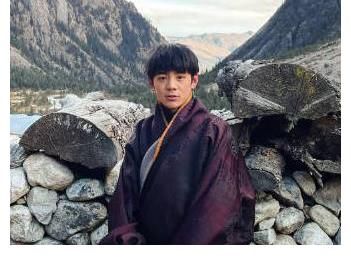 丁真新综艺来袭，以演员身份参加《导演请指教》，网友：纯真不再