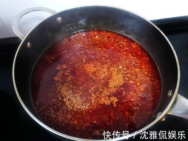 油酥|奶奶做的酱香饼,好吃有诀窍,掌握好4点,酥软多层,凉了也好吃